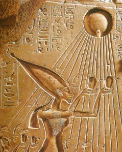Akhenaten and sun disc